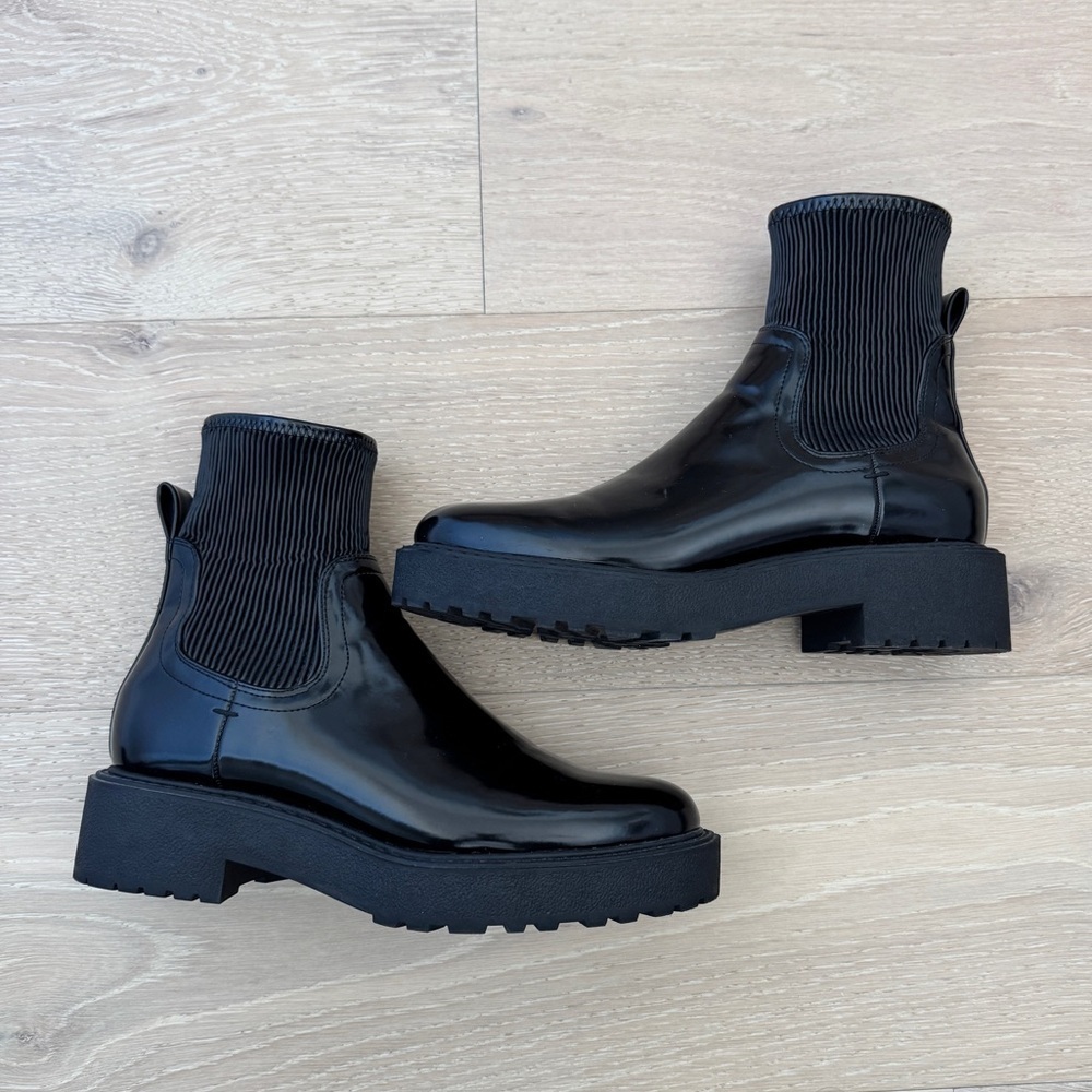 Zara Black Patent Leather Chelsea Ankle Boots Pull On Block Heel Comfort - Picture 2 of 7